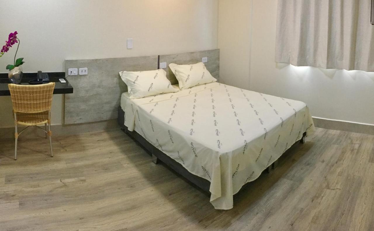 Hotel Avalon Maringa Economico Bagian luar foto