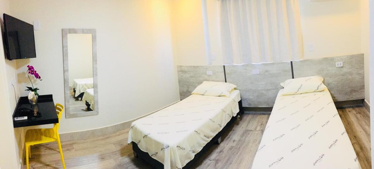 Hotel Avalon Maringa Economico Bagian luar foto