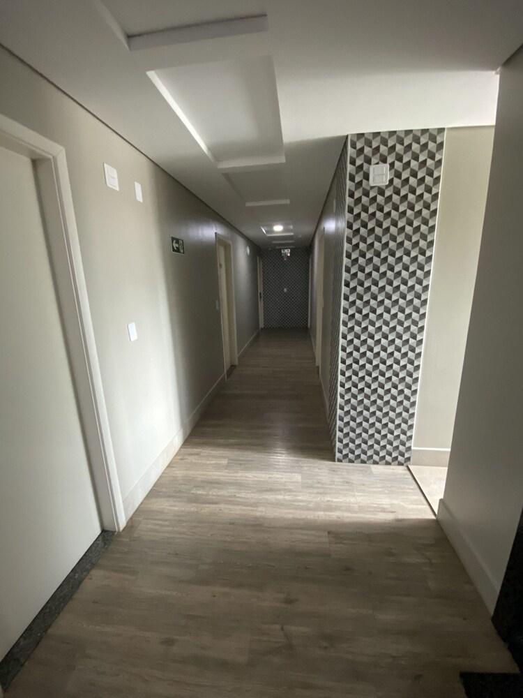 Hotel Avalon Maringa Economico Bagian luar foto